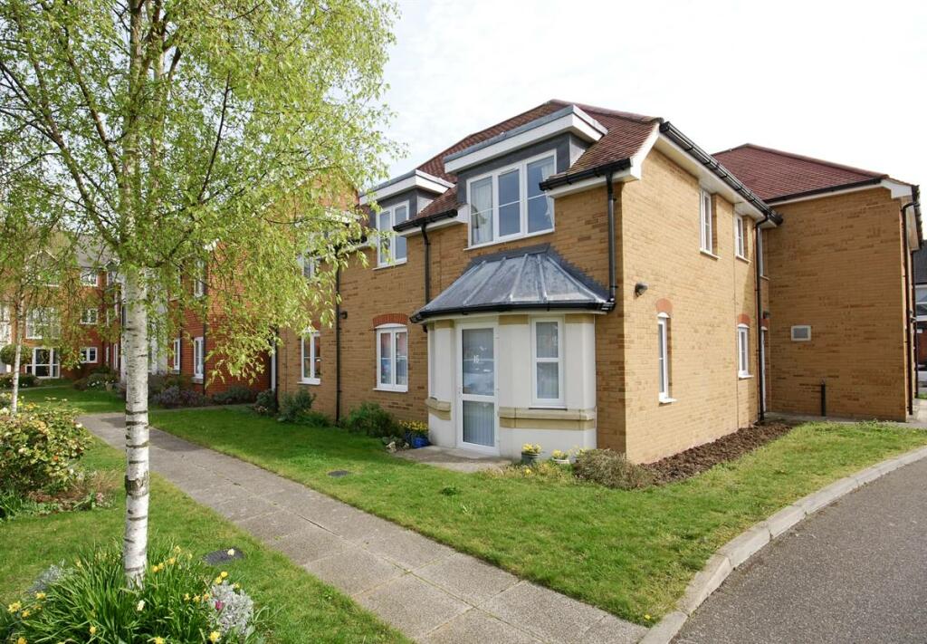 2 bedroom retirement property for sale in Minster Drive, Herne Bay, CT6
