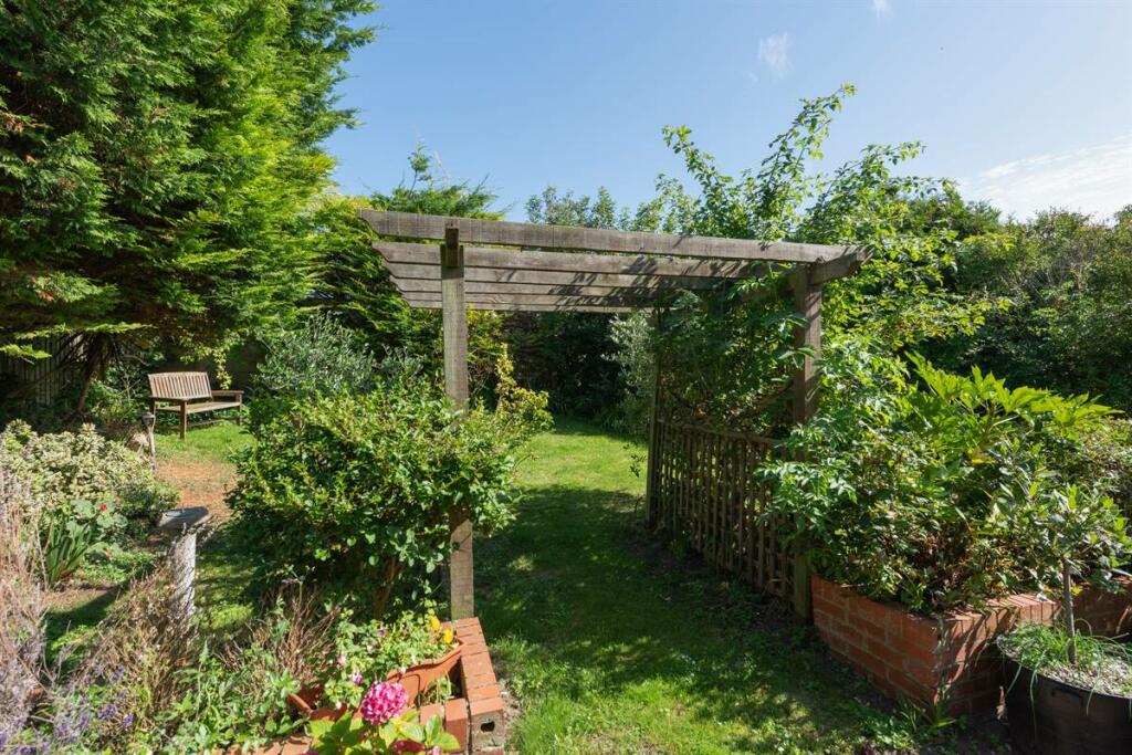 Additional property image - Royal Esplanade, Westbrook, Margate