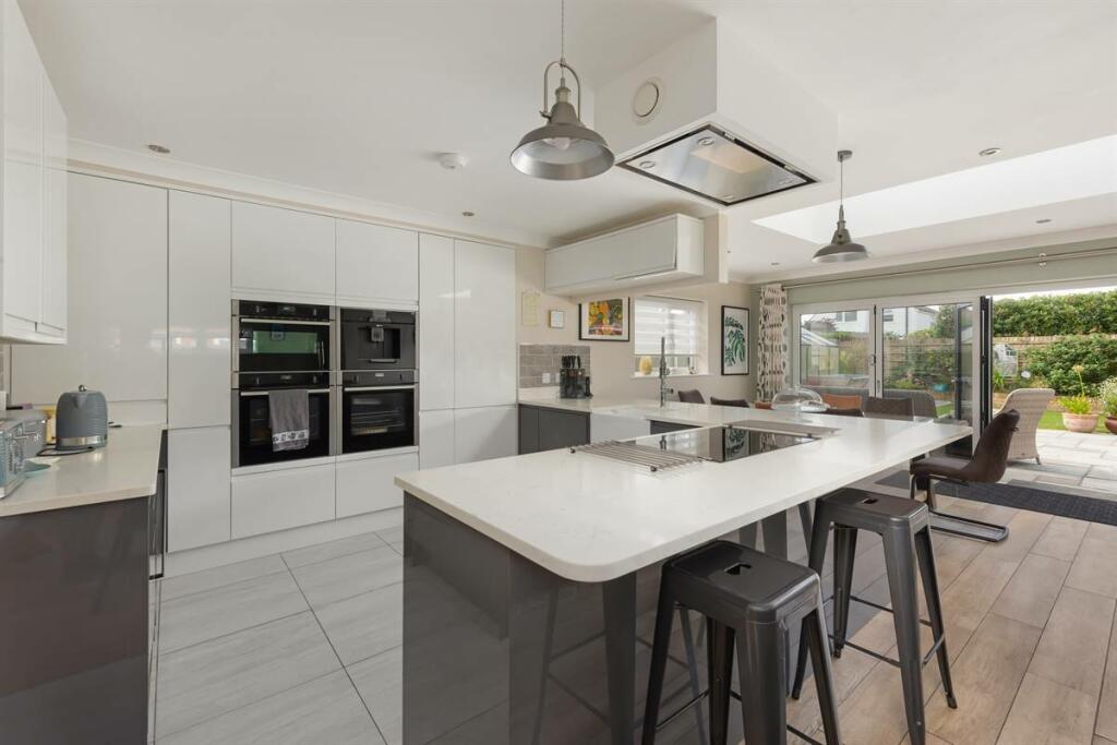 Additional property image - Sea View Avenue, Birchington