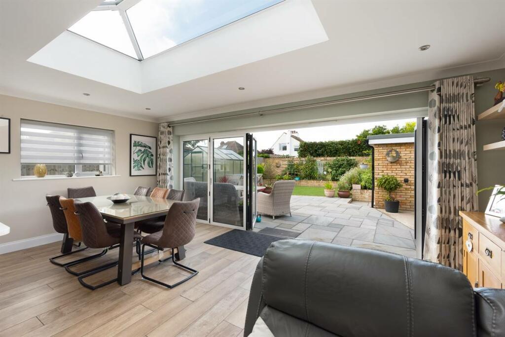 Additional property image - Sea View Avenue, Birchington
