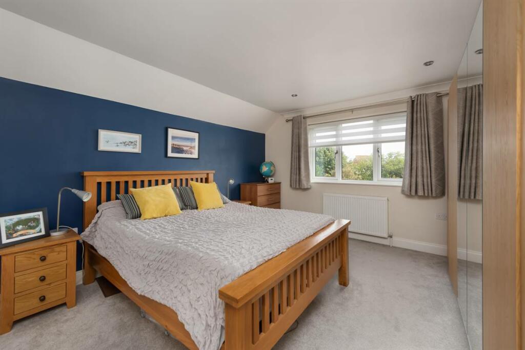 Additional property image - Sea View Avenue, Birchington
