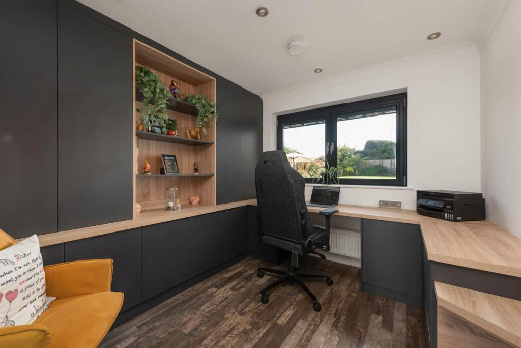 Additional property image - Sea Road, Westgate-on-Sea