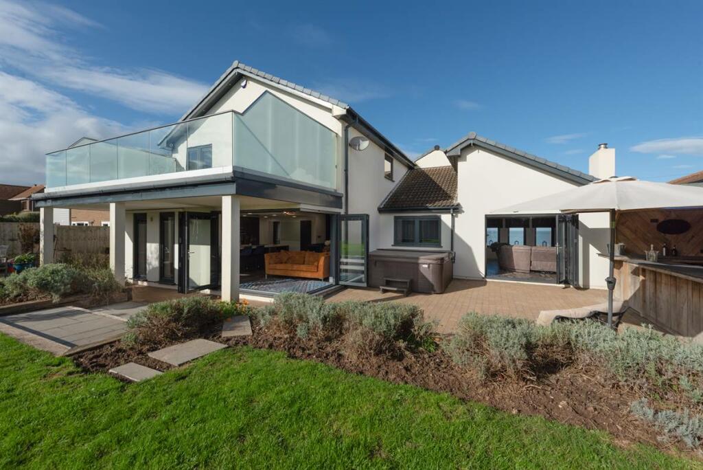 Additional property image - Sea Road, Westgate-on-Sea