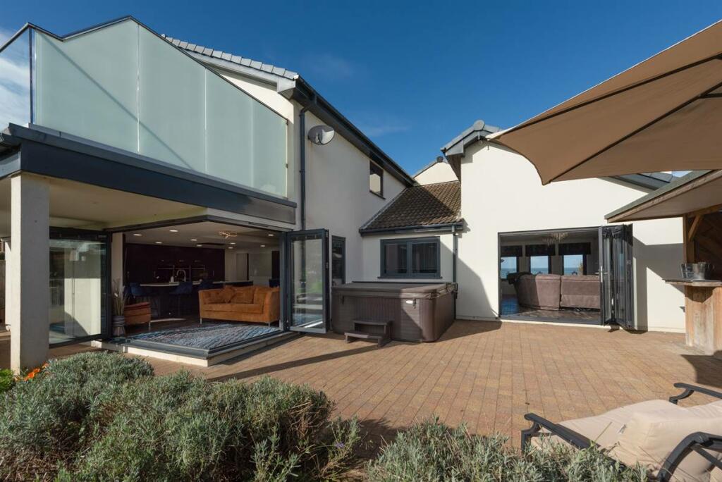 Additional property image - Sea Road, Westgate-on-Sea