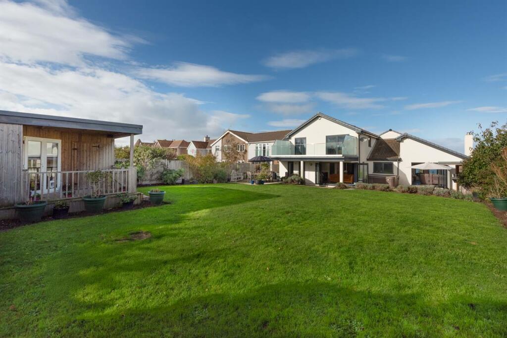 Additional property image - Sea Road, Westgate-on-Sea