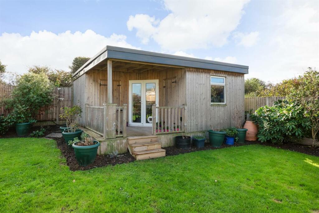 Additional property image - Sea Road, Westgate-on-Sea