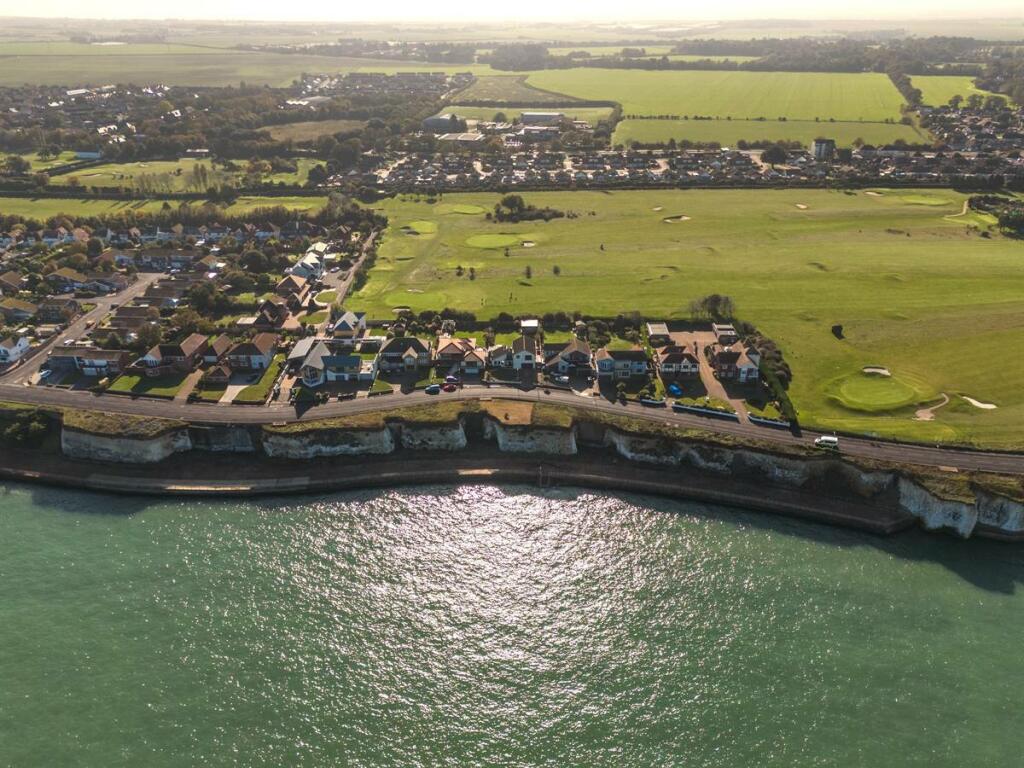 Additional property image - Sea Road, Westgate-on-Sea