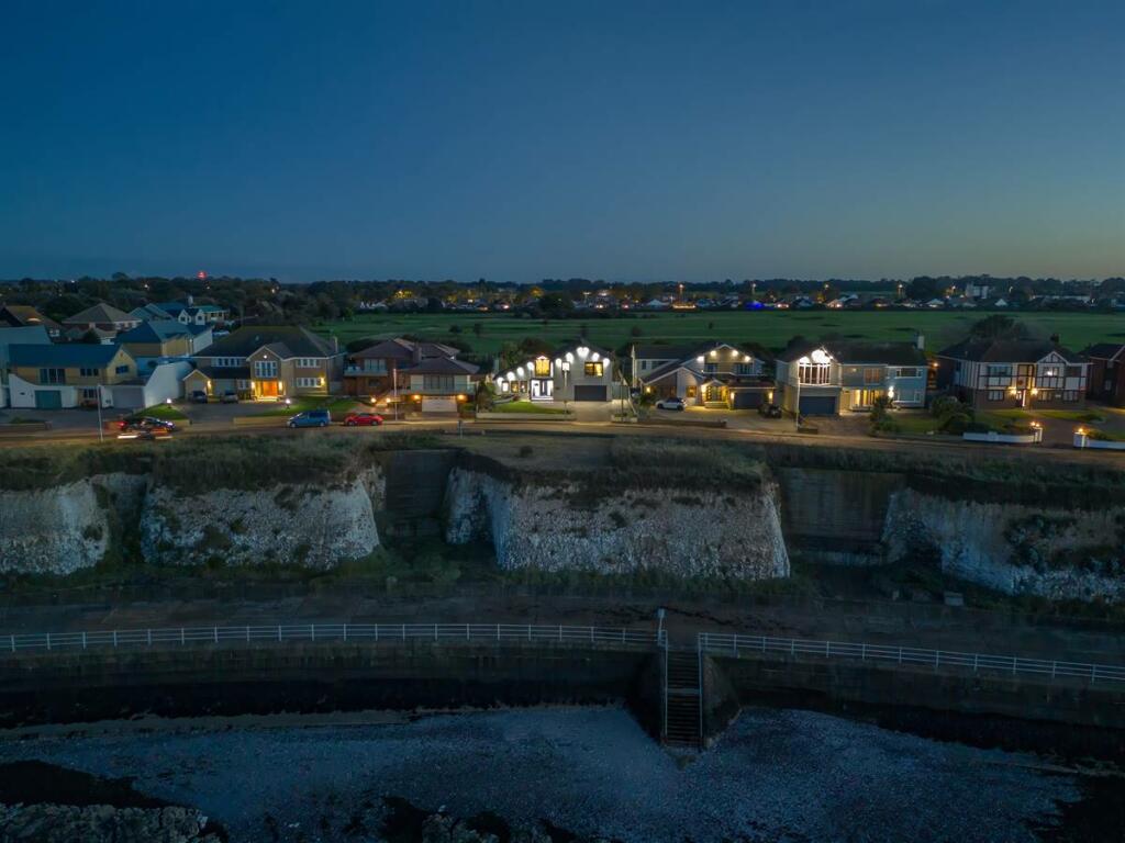 Additional property image - Sea Road, Westgate-on-Sea