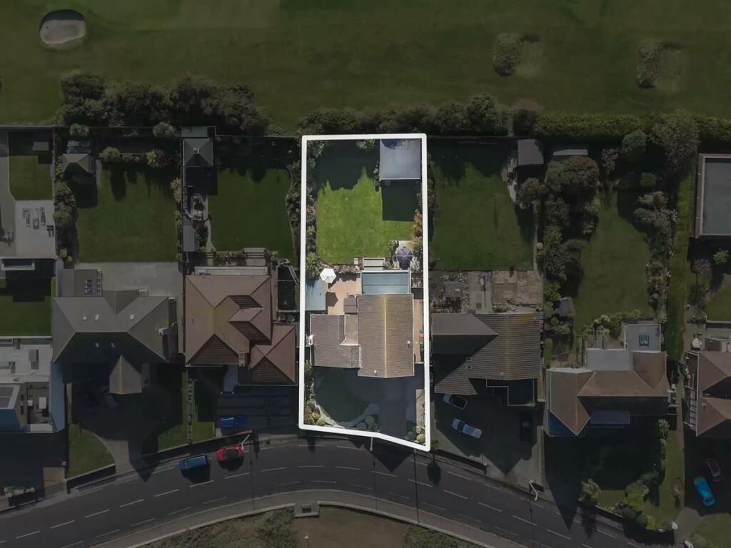 Additional property image - Sea Road, Westgate-on-Sea