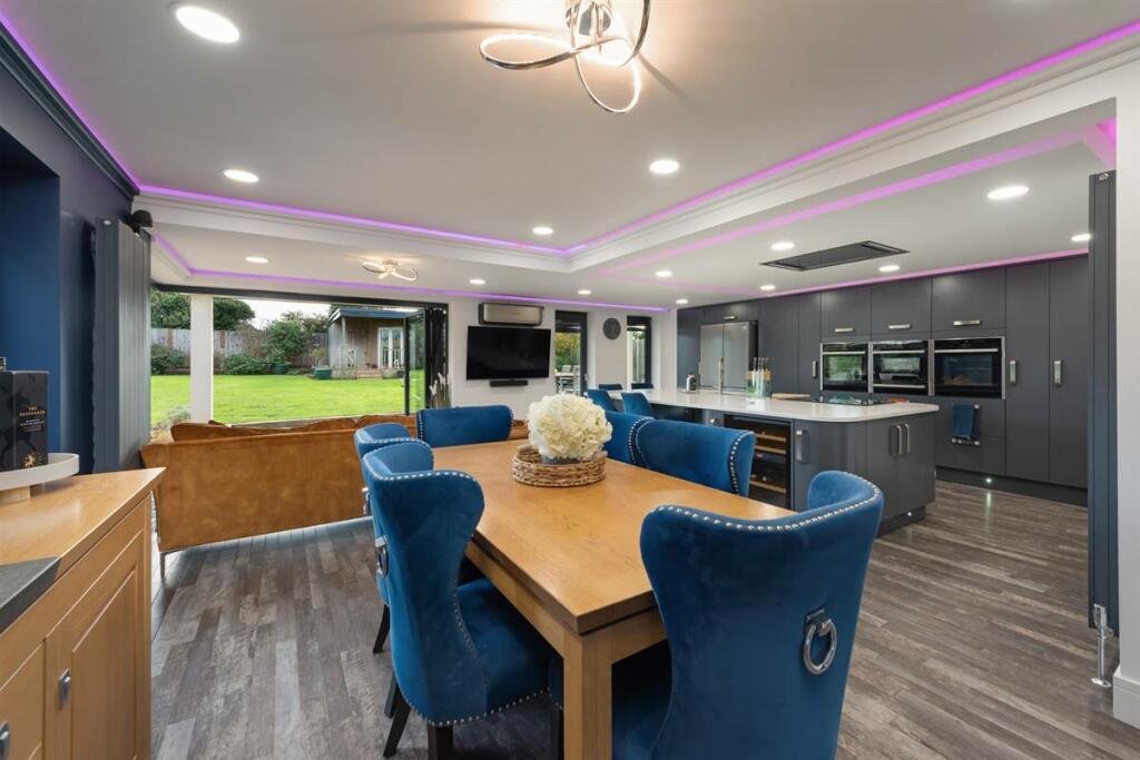 Additional property image - Sea Road, Westgate-on-Sea