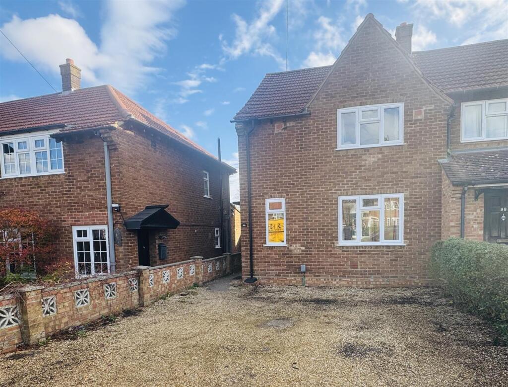 Main image of property: Mullway, Letchworth Garden City