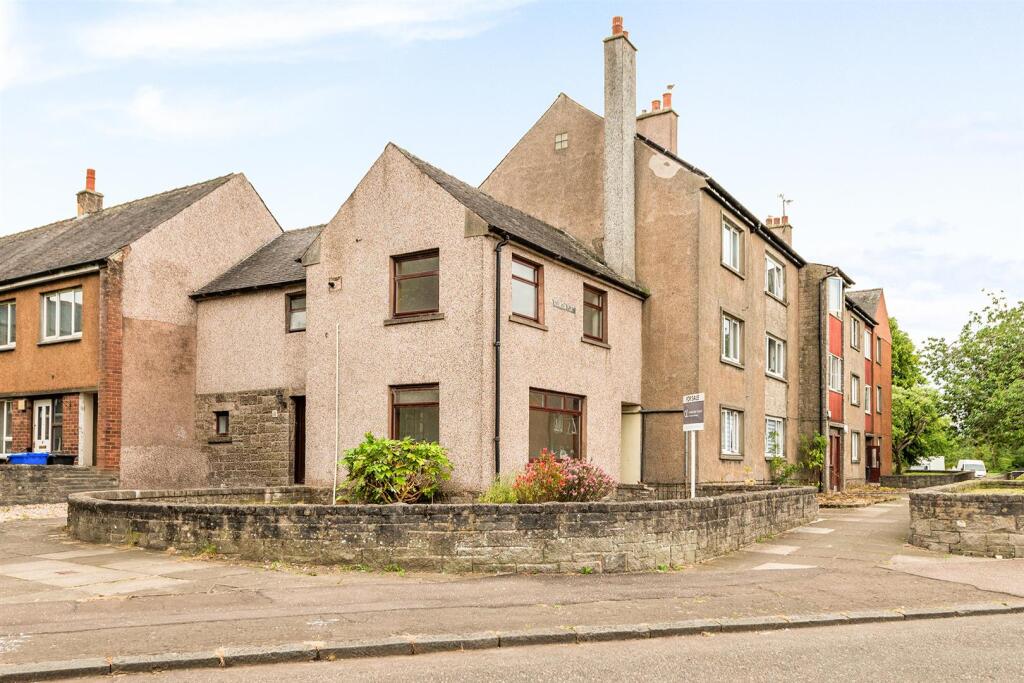 Main image of property: Adamson #place, Stirling