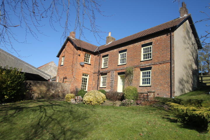 Main image of property: YO17 North Grimston