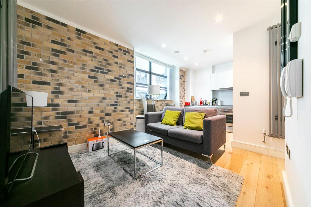 Studio apartment for sale in Carlow House, Carlow Street, Camden, NW1