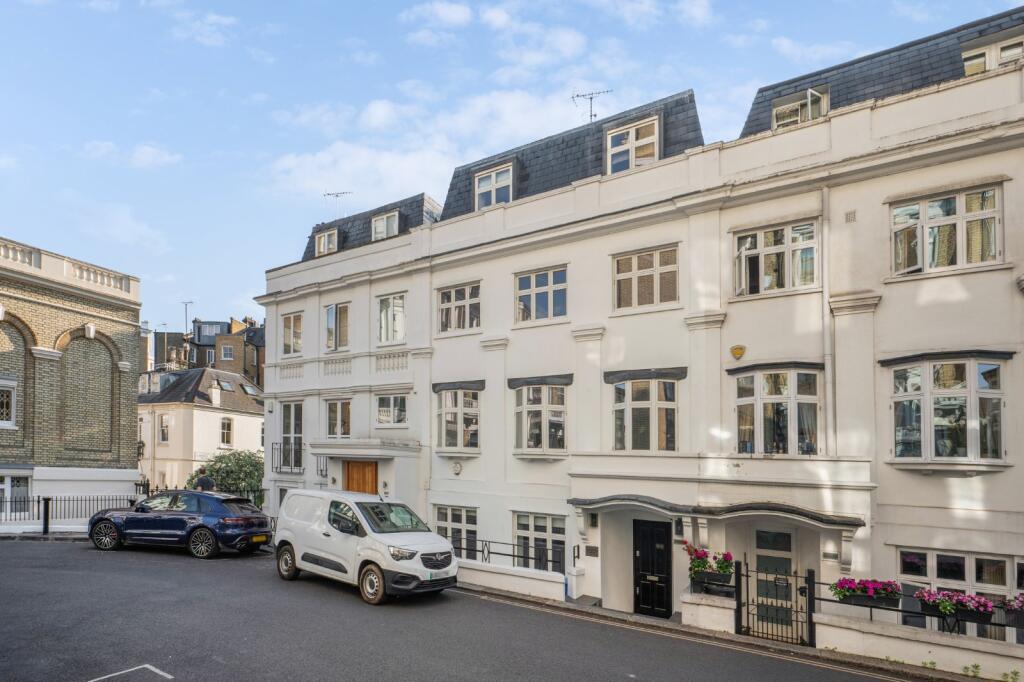 Main image of property: Cornwall Gardens, 
South Kensington, SW7