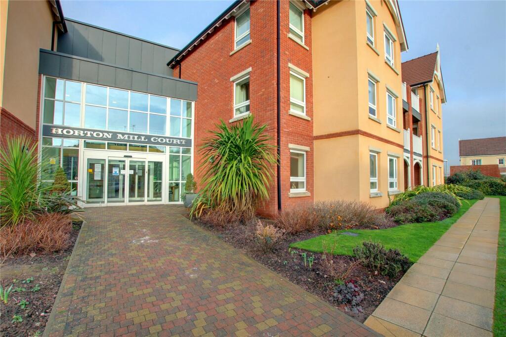 2 bedroom apartment for sale in Hanbury Road, Droitwich, Worcestershire