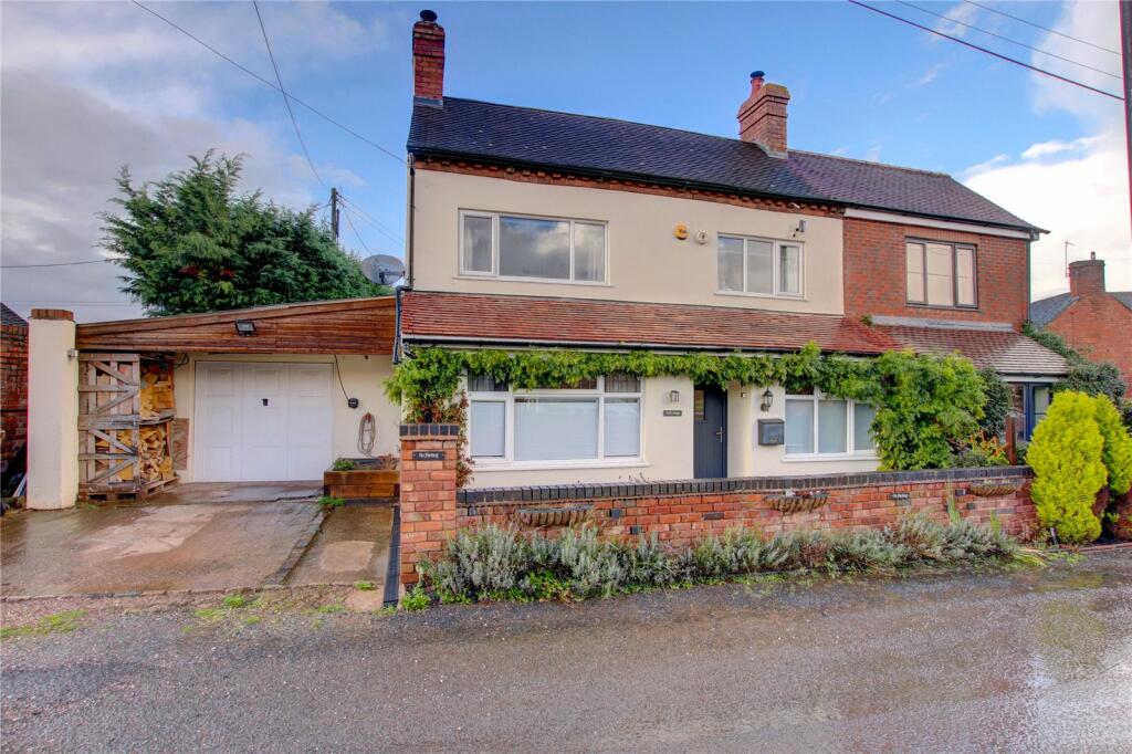 3 bedroom semi-detached house for sale in Oldfield Lane, Ombersley ...