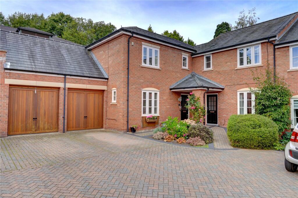 3 bedroom terraced house for sale in Hammond Court, Galton Way, Hadzor