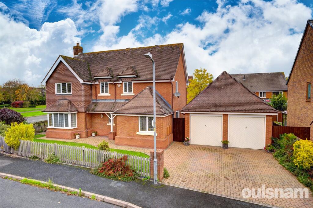 Main image of property: Showell Close, Droitwich, Worcestershire, WR9