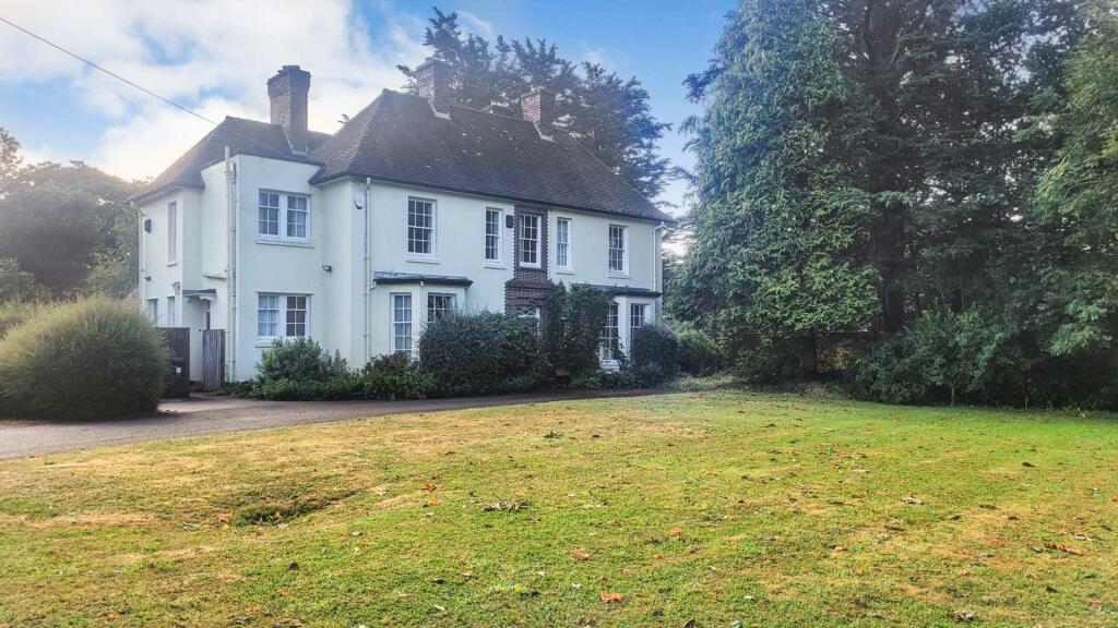 5 bedroom detached house for sale in Horseshoe Lane, Chipping Sodbury