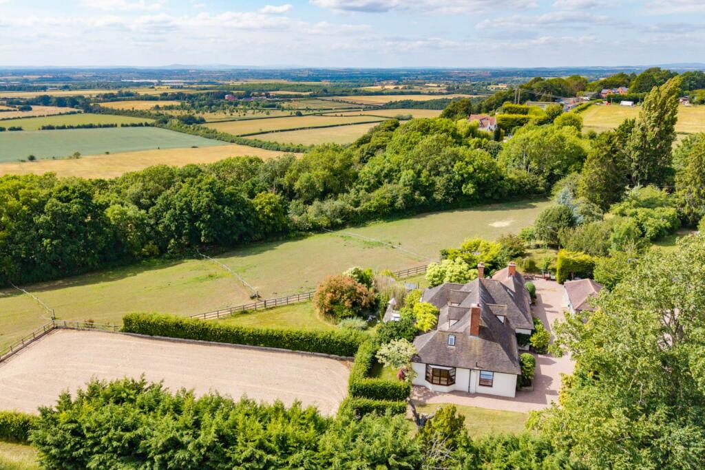 Main image of property: Equestrian property with 3.78 acres, stable block and 40m x 20m arena