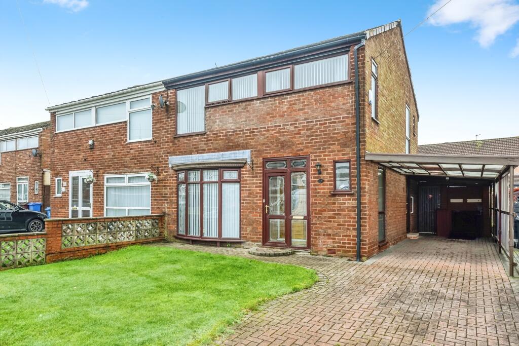 3 bedroom semidetached house for sale in Field Lane, Fazakerley