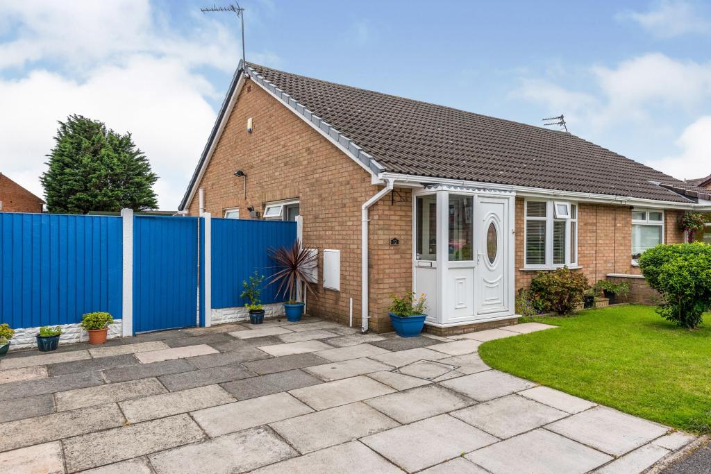 2 bedroom bungalow for sale in Buttercup Way, Liverpool, Merseyside, L9