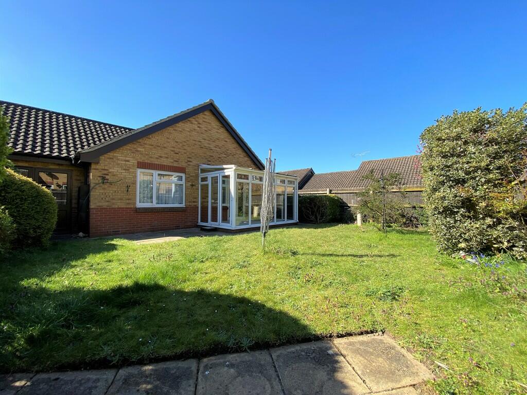 2 bedroom detached bungalow for sale in Thurston, Bury St Edmunds