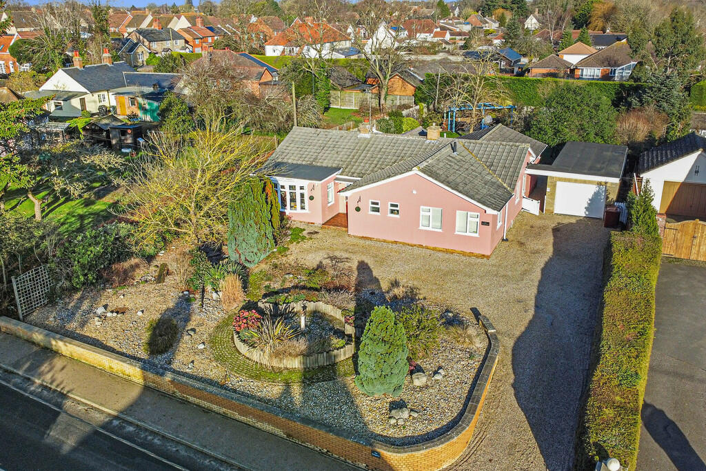 3 bedroom detached bungalow for sale in Elmswell, Bury St Edmunds