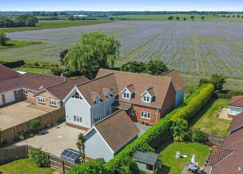 5 bedroom detached house for sale in Elmswell, Bury St Edmunds, Suffolk