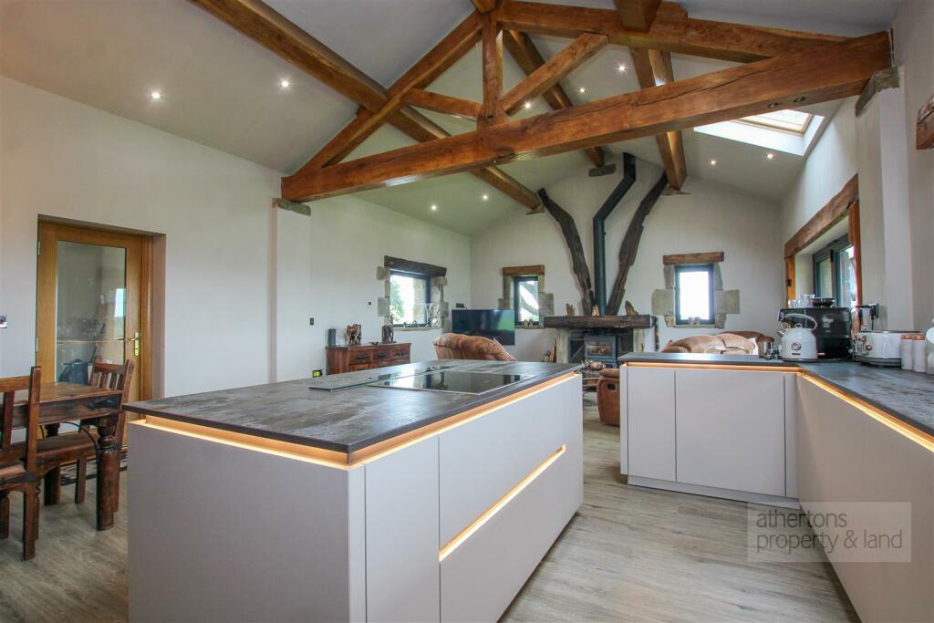 Additional property image - Foxstones Lane, Cliviger, Burnley