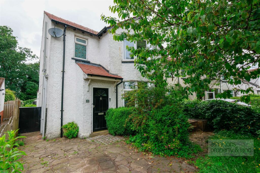 3 bedroom detached house for sale in Limefield Avenue, Whalley, Ribble