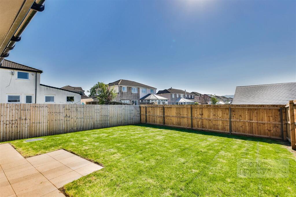 Additional property image - Ribblesdale, Smithyfield Avenue, Worsthorne