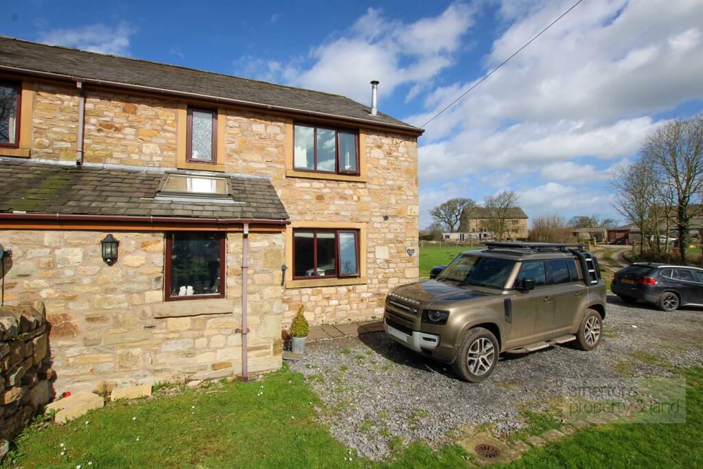 3 bedroom cottage for sale in Carr Lane, Balderstone, Ribble Valley, BB2