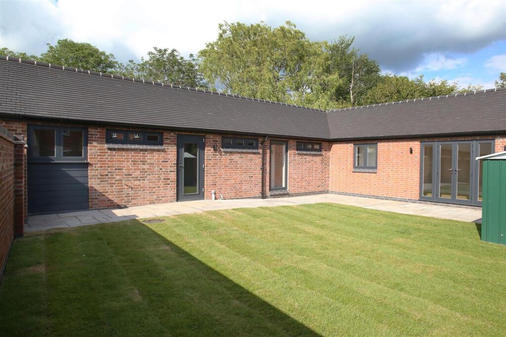 Main image of property: Main Street, Newbold-On-Avon, Rugby