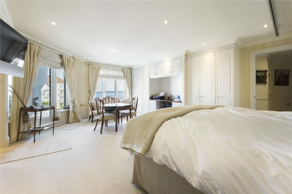 Additional property image - Lake Avenue, Hamworthy, Poole, Dorset, BH15