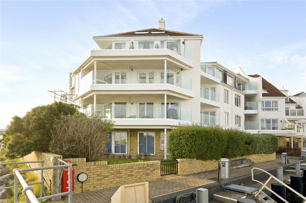 Additional property image - Lake Avenue, Hamworthy, Poole, Dorset, BH15