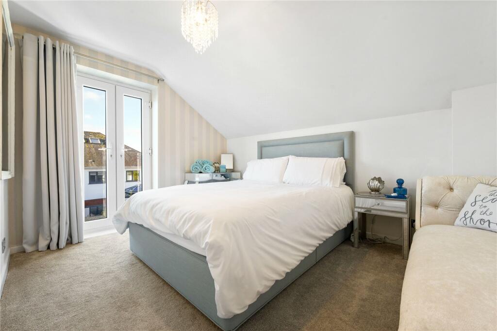 Additional property image - Shore Road, Sandbanks, Poole, Dorset, BH13