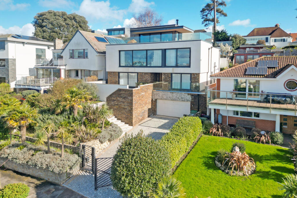 5 bedroom house for sale in Brownsea View Avenue, Lilliput, Poole, Dorset, BH14