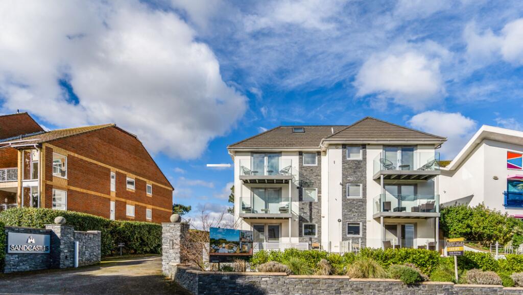 2 bedroom apartment for sale in Banks Road, Sandbanks, Poole, Dorset, BH13