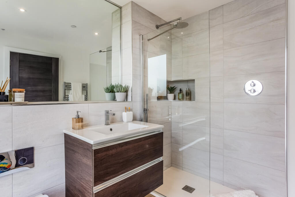 Additional property image - West Cliff Road, Bournemouth, Dorset, BH2
