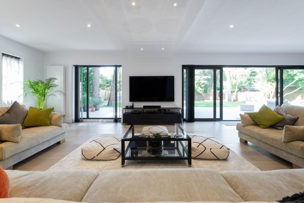 Additional property image - Newton Road, Canford Cliffs, Poole, Dorset, BH13