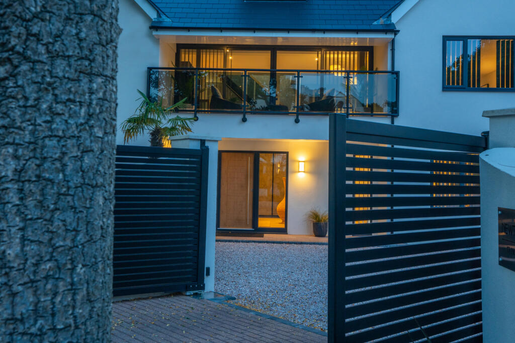 Additional property image - Newton Road, Canford Cliffs, Poole, Dorset, BH13