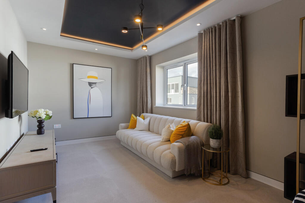 Additional property image - Dorset Lake Avenue, Lilliput, Poole, Dorset, BH14