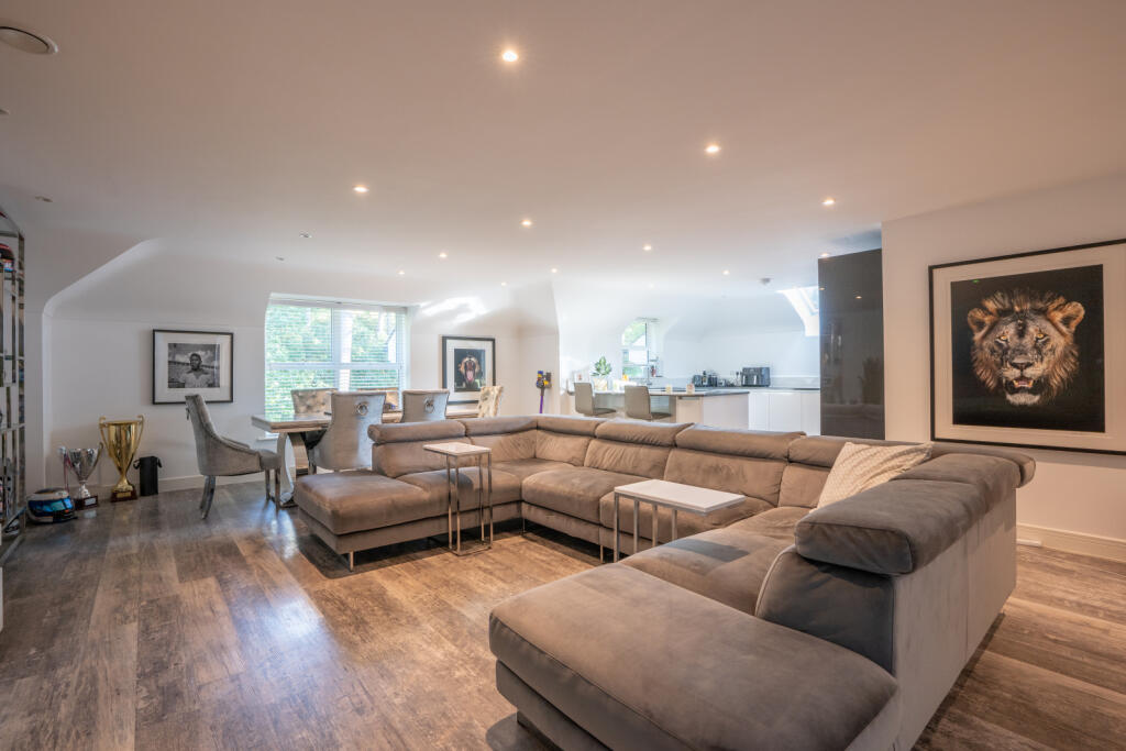 Additional property image - Lilliput Road, Canford Cliffs, Poole, Dorset, BH14