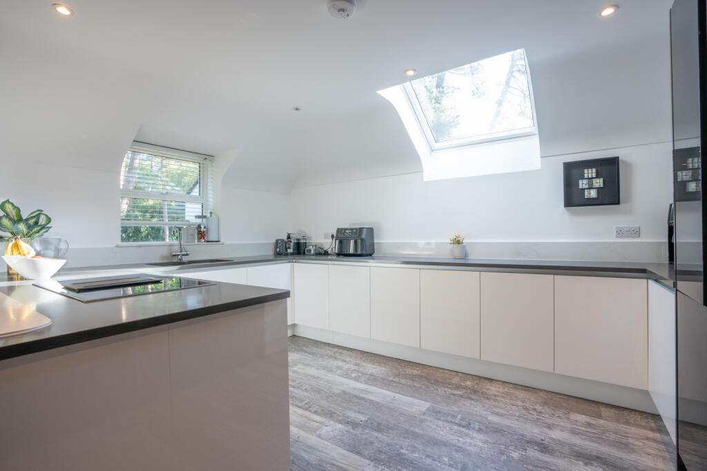 Additional property image - Lilliput Road, Canford Cliffs, Poole, Dorset, BH14