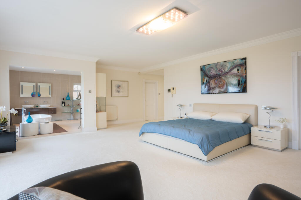 Additional property image - Brudenell Avenue, Evening Hill, Poole, Dorset, BH13