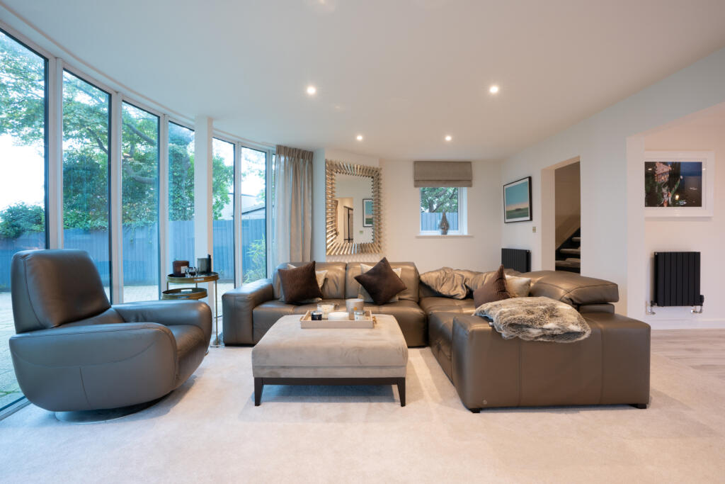Additional property image - Alington Road, Evening Hill, Poole, Dorset, BH14