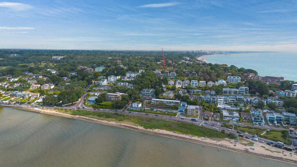 Additional property image - Chaddesley Glen, Poole, Dorset, BH13