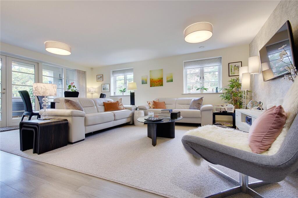 Additional property image - Canford Cliffs Road, Canford Cliffs, Poole, Dorset, BH13